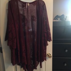 Women’s name brand clothing